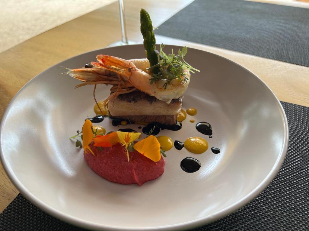 קוקו Cafe De Playa Beach Front Hotel מראה חיצוני תמונה