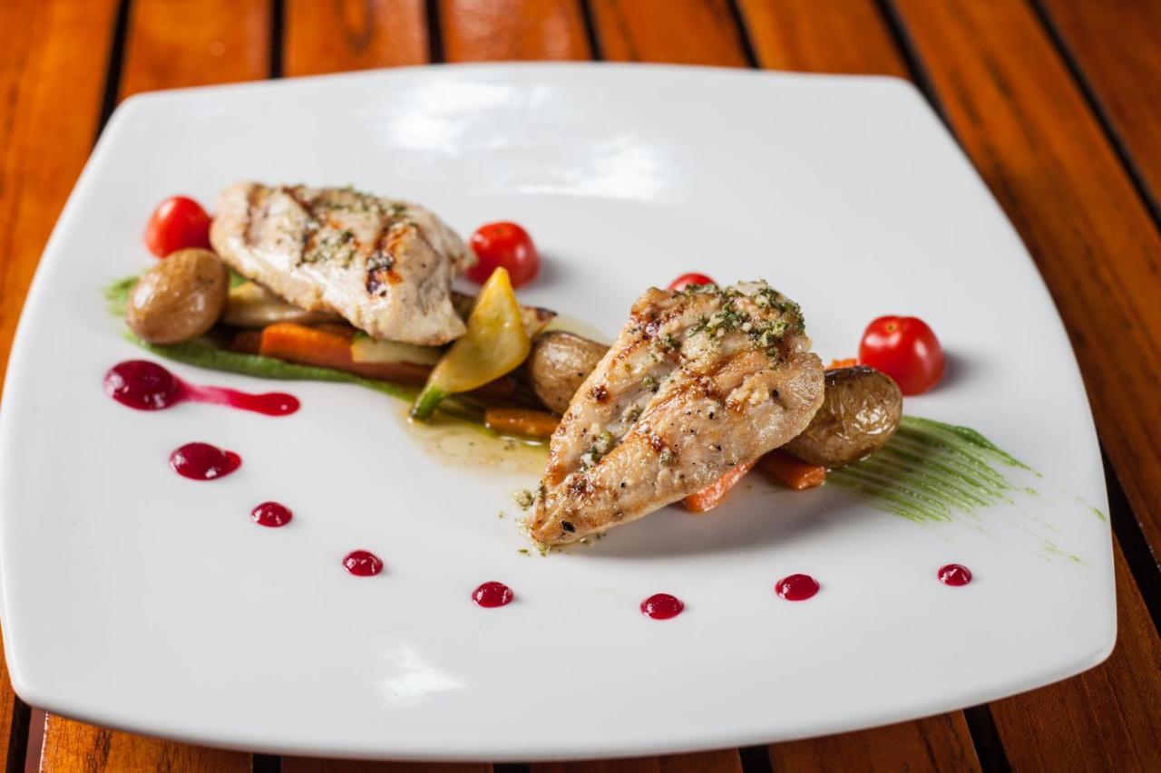 קוקו Cafe De Playa Beach Front Hotel מראה חיצוני תמונה